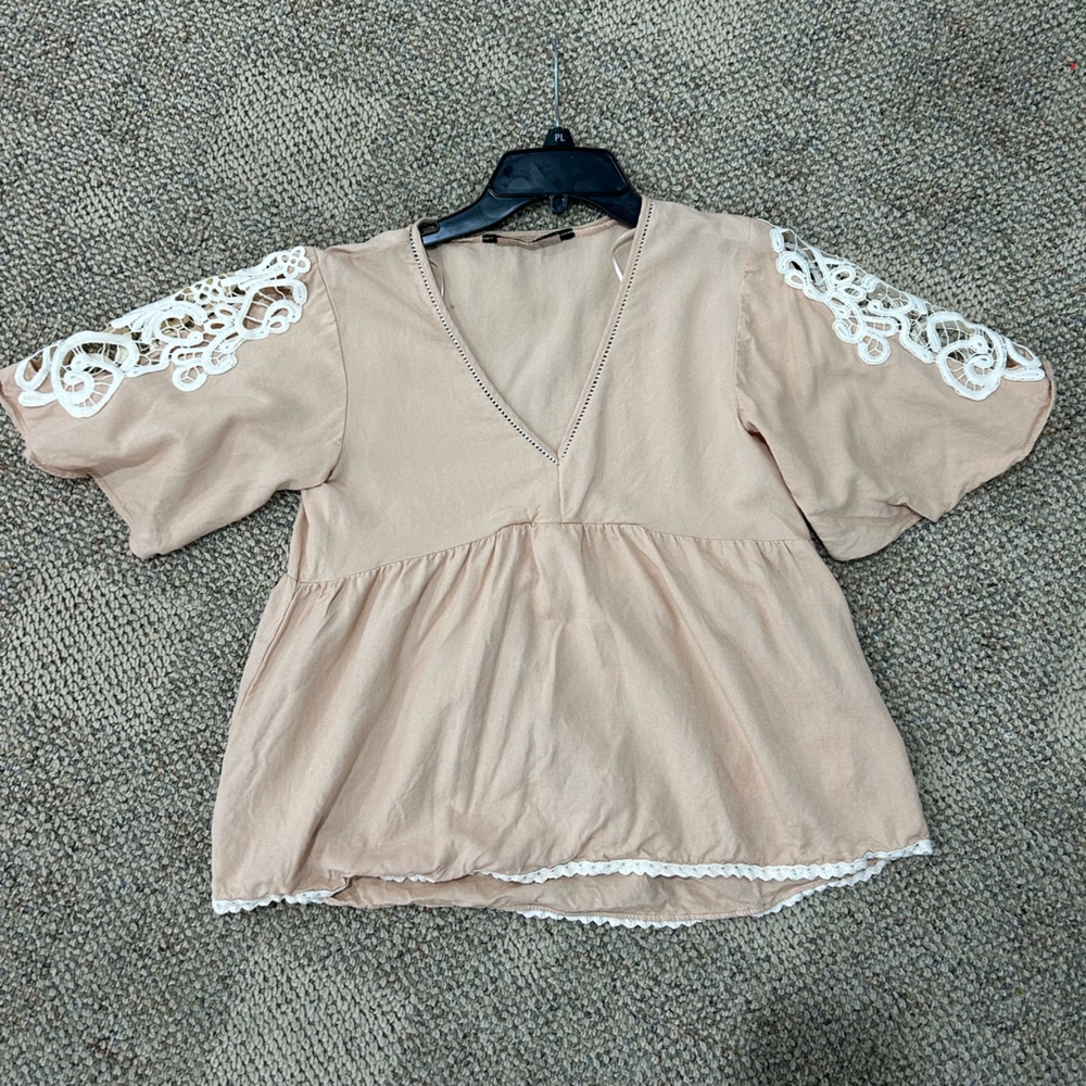 Zara 3/4 sleeve length top with floral sleeves
